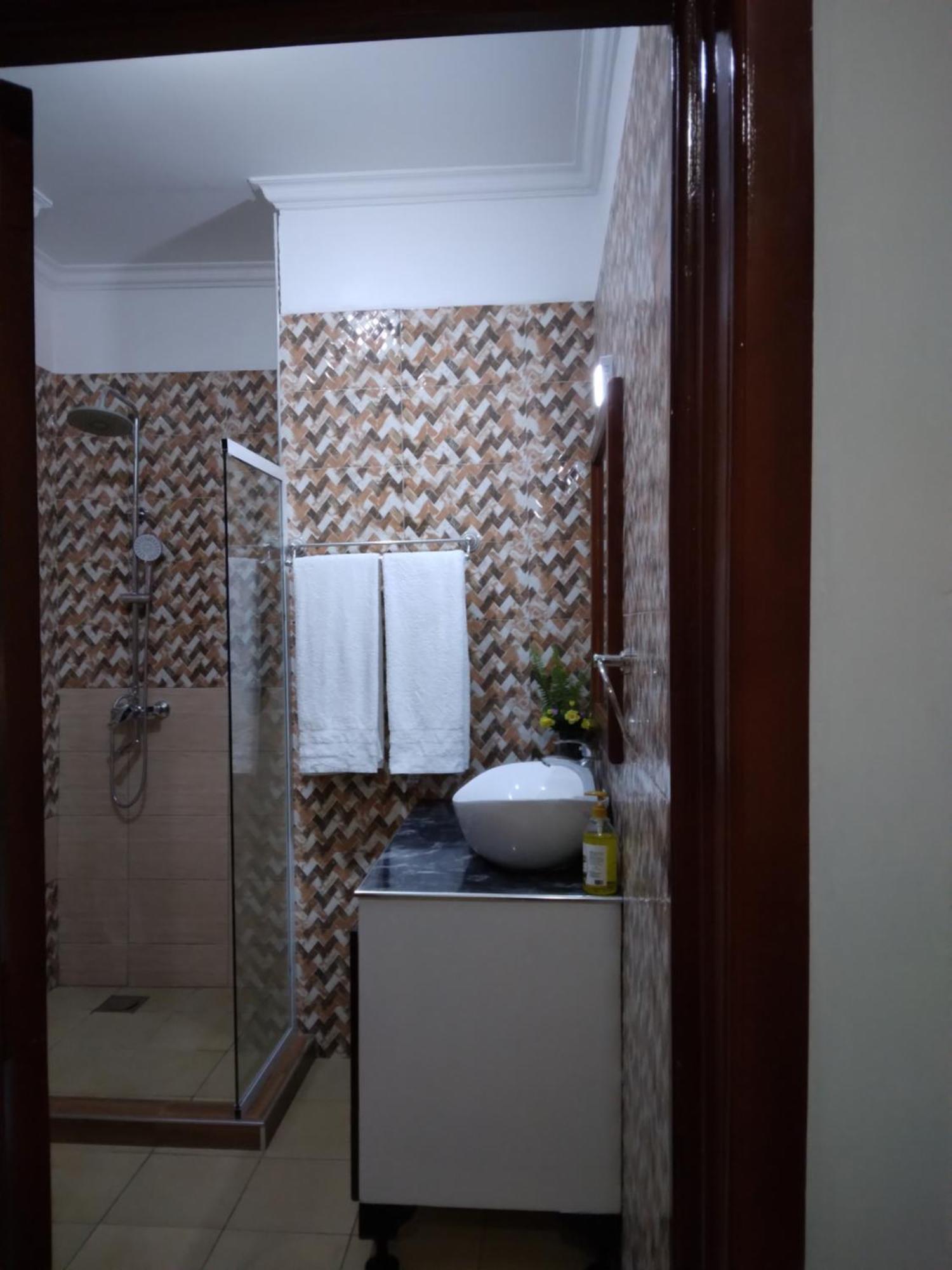Sprunger Avenue - Tulia Homes Moshi Extérieur photo