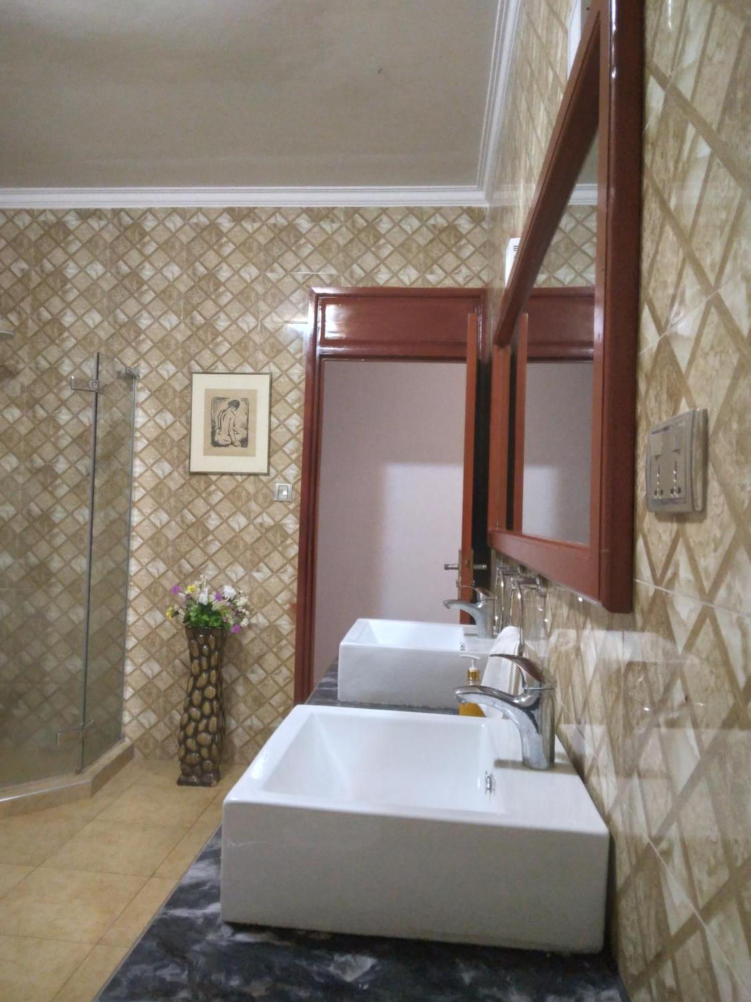 Sprunger Avenue - Tulia Homes Moshi Extérieur photo