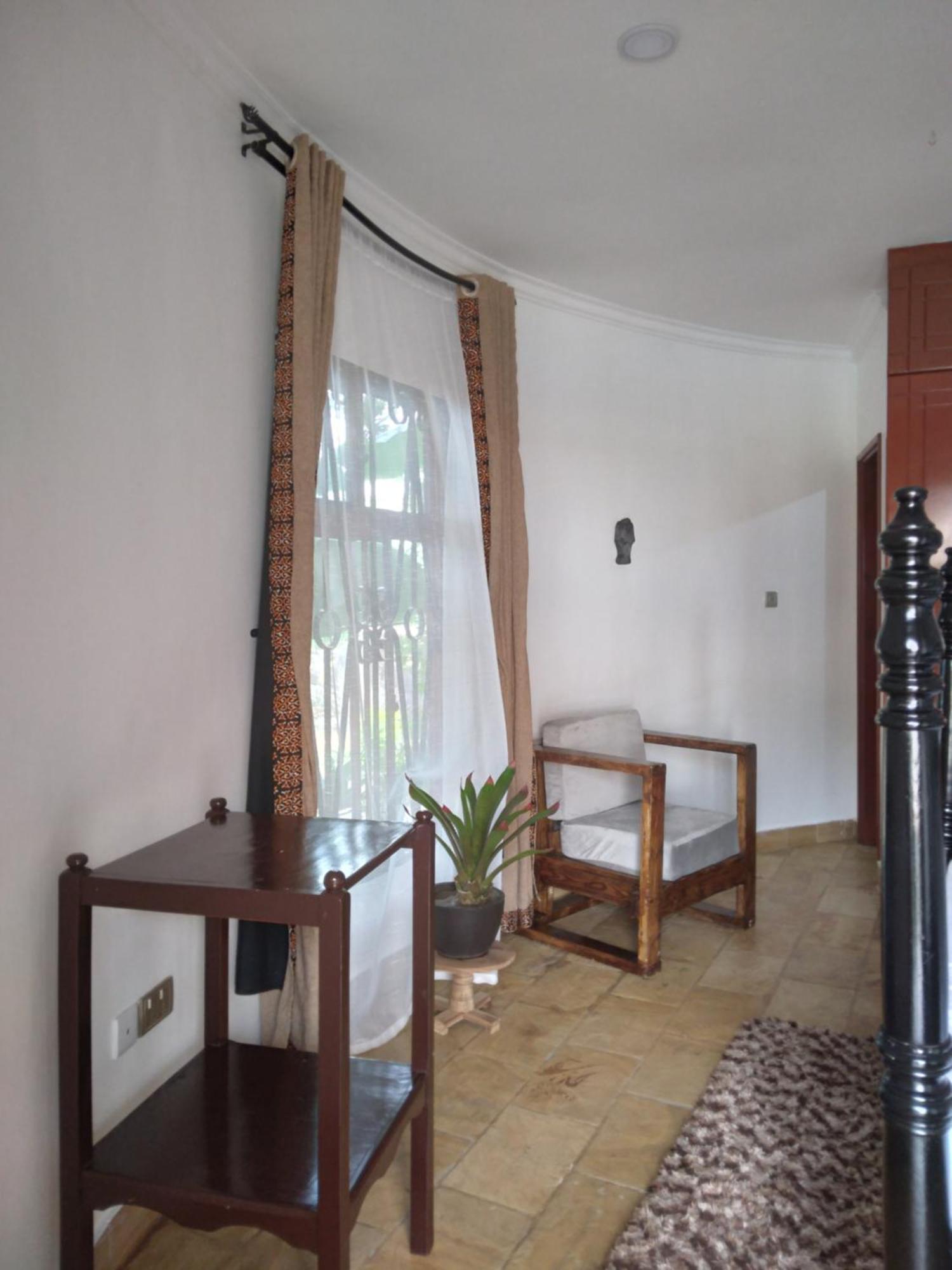 Sprunger Avenue - Tulia Homes Moshi Extérieur photo