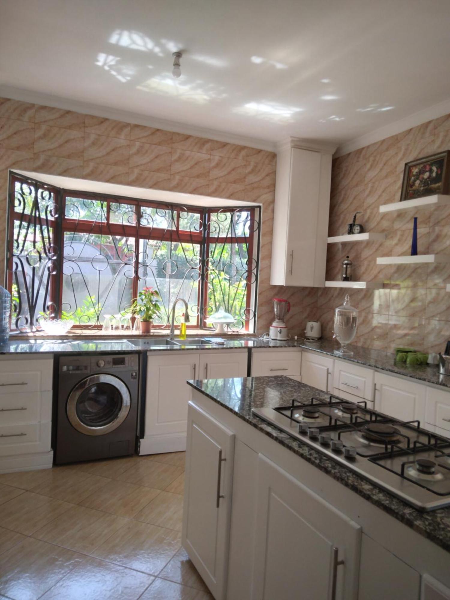 Sprunger Avenue - Tulia Homes Moshi Extérieur photo