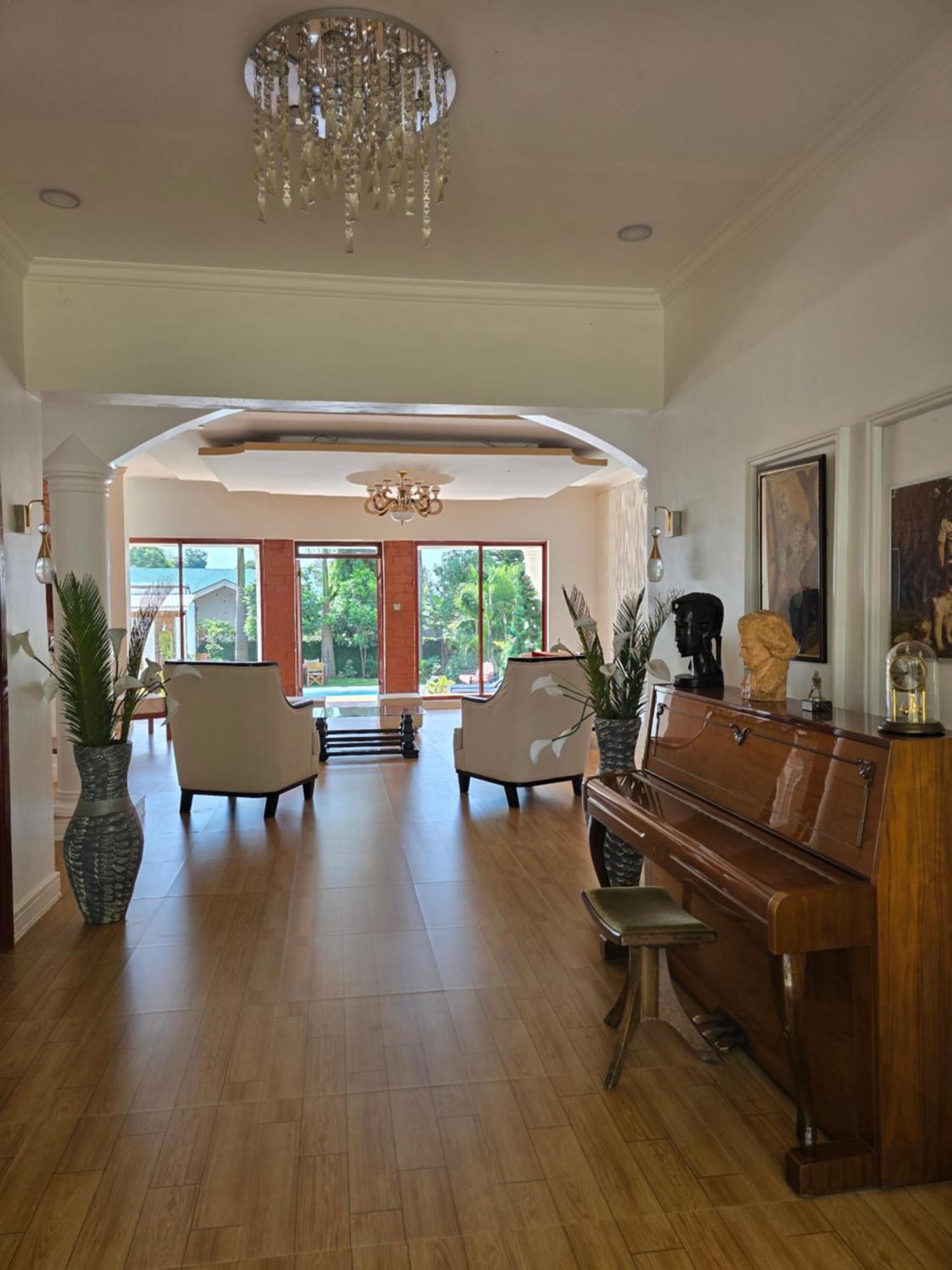Sprunger Avenue - Tulia Homes Moshi Extérieur photo
