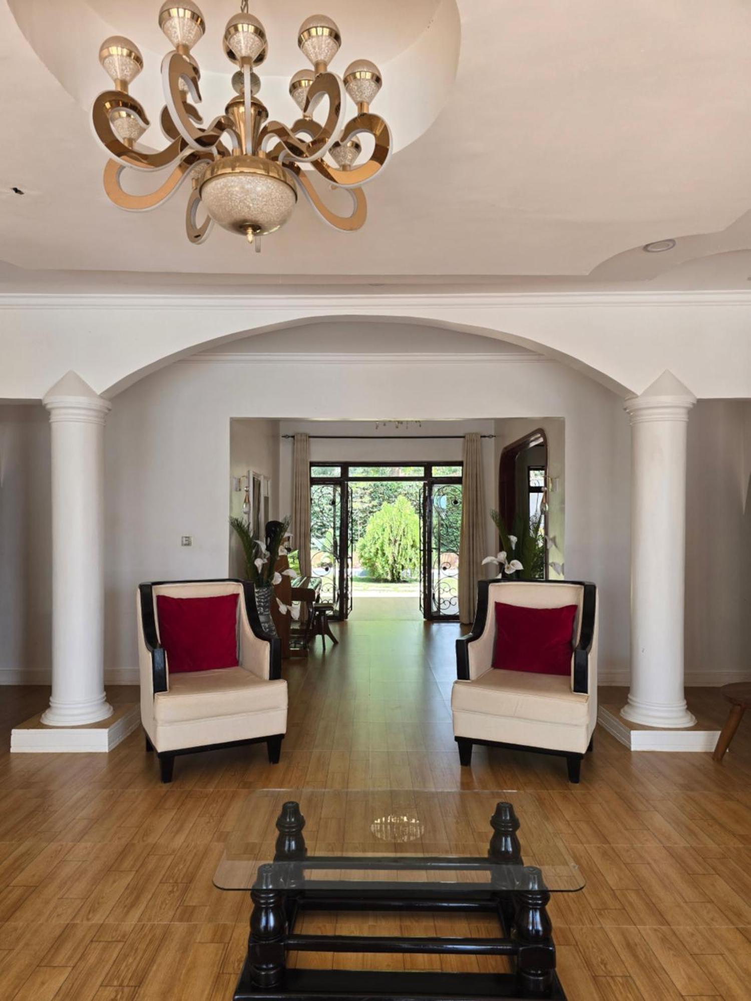 Sprunger Avenue - Tulia Homes Moshi Extérieur photo
