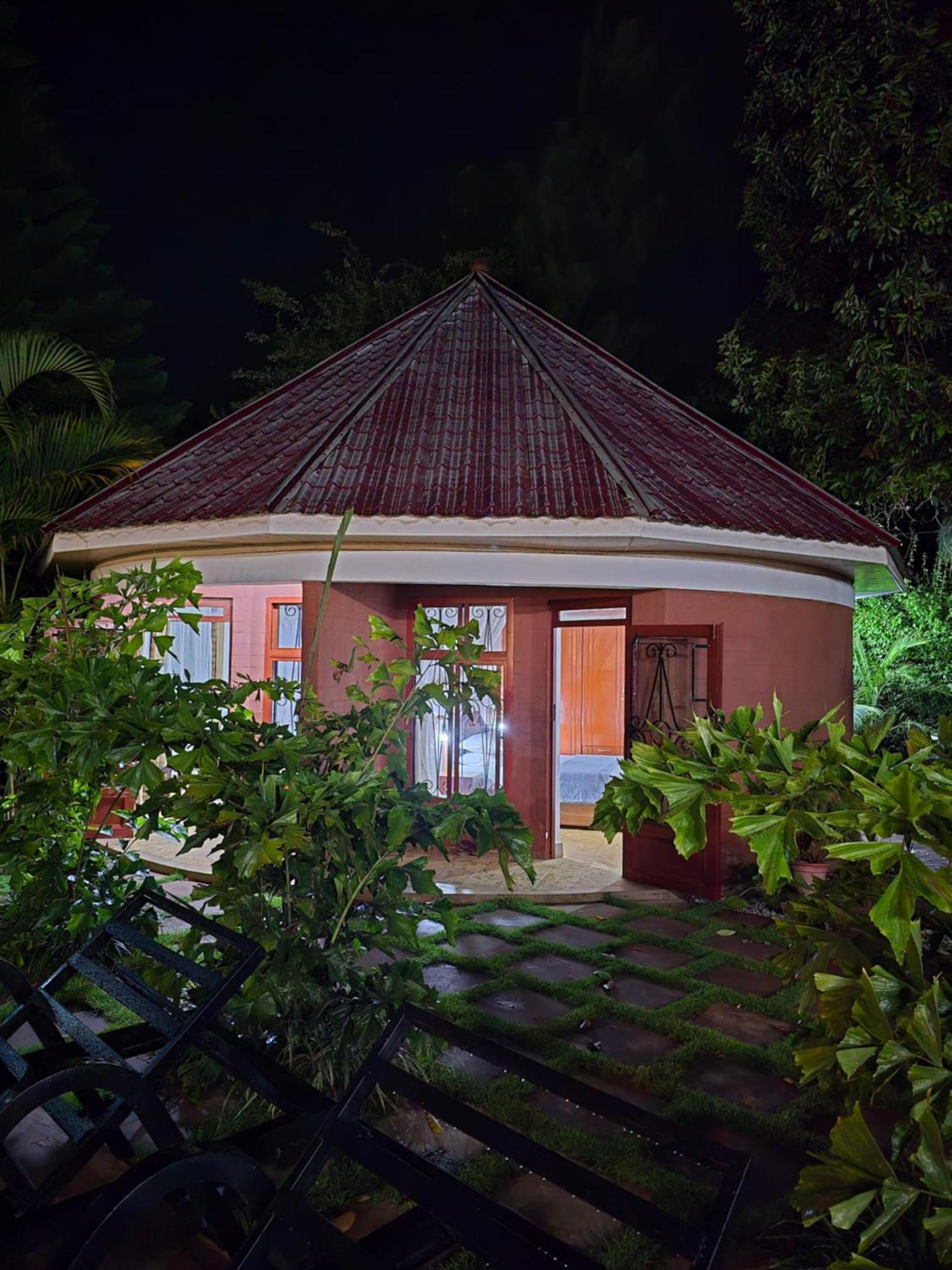 Sprunger Avenue - Tulia Homes Moshi Chambre photo